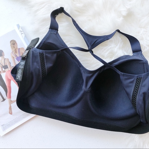 VS incredible sports bra - Picture 6 of 8